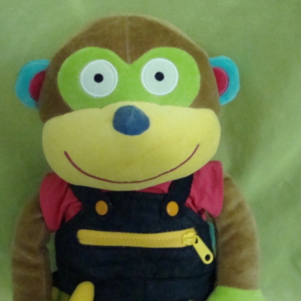 ALEX Little Hands Learn To Dress Monkey